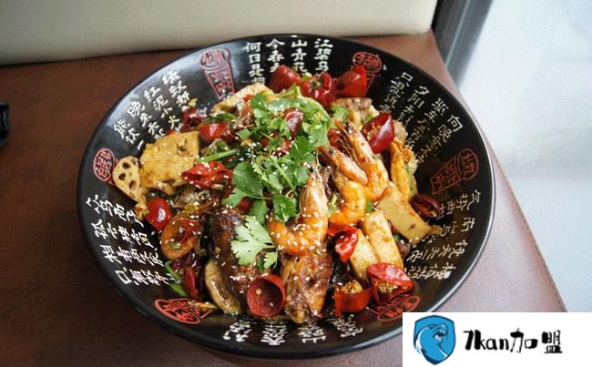 好客麻辣香锅加盟费多少钱？利润惊人,愿接受老陈粥铺总部培训辅导者