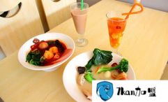 幸运签麻辣烫加盟店:一串一串好美味