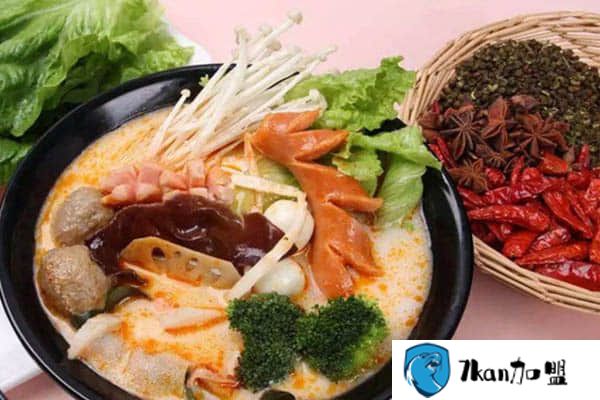 上海阿拉丁麻辣烫加盟费多少?开麻辣烫店扶持多吗?-餐饮商机网